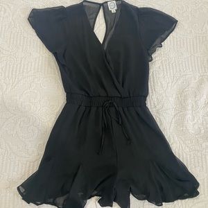 Black Francesca’s Romper